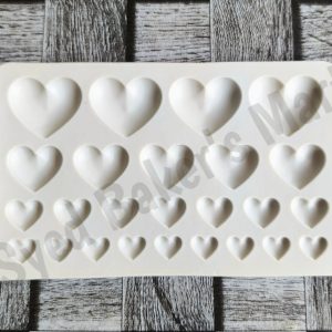 25 Hole Heart Mold
